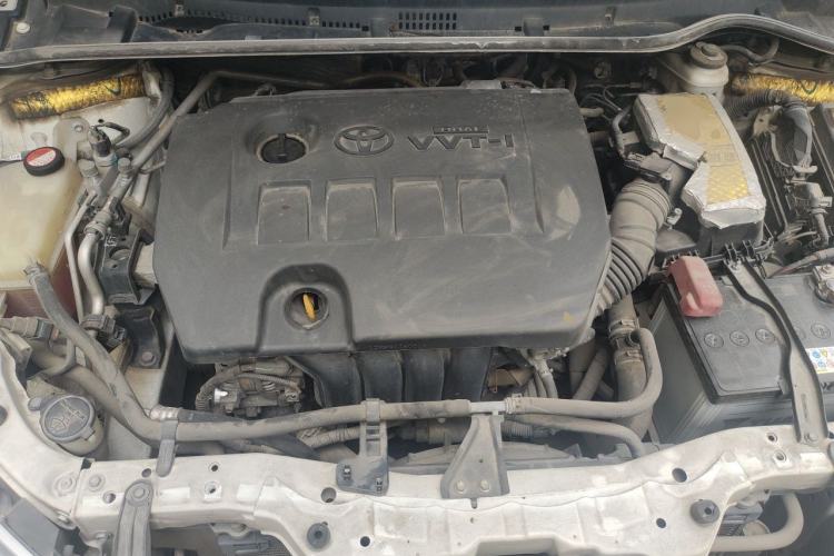 Used Toyota Corolla 2014 1.6L CVT GL-i Engine Bay