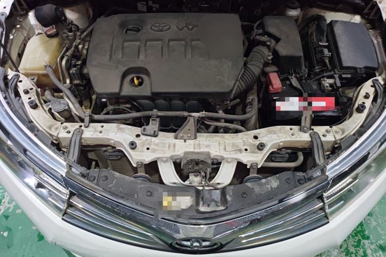 Used Toyota Corolla 2014 1.6L CVT GL-i Engine Bay