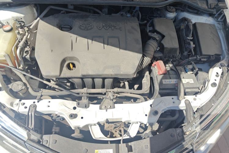 Used Toyota Corolla 2014 1.6L Manual GL Engine Bay