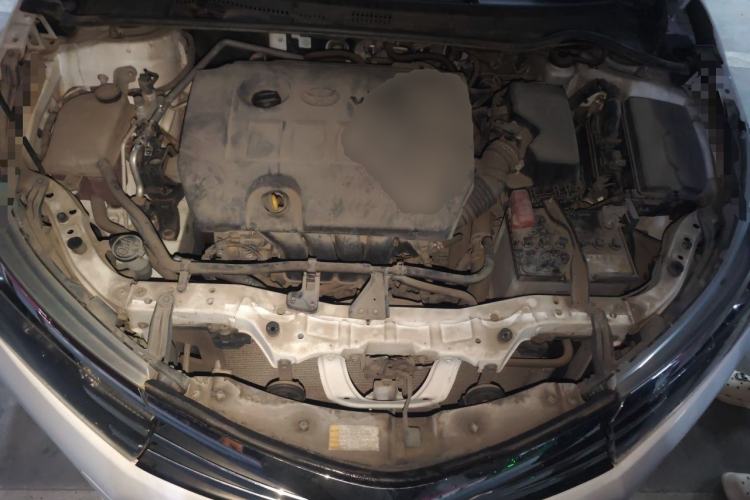 Used Toyota Corolla 2014 1.6L CVT GL Engine Bay