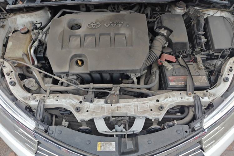 Used Toyota Corolla 2014 1.6L CVT GL Engine Bay