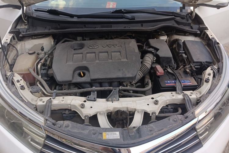 Used Toyota Corolla 2014 1.6L CVT GL Engine Bay