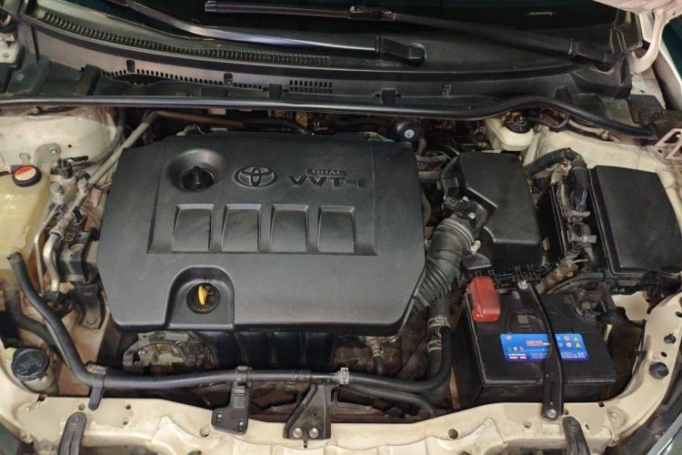 Used Toyota Corolla 2014 1.6L CVT GL-i Engine Bay