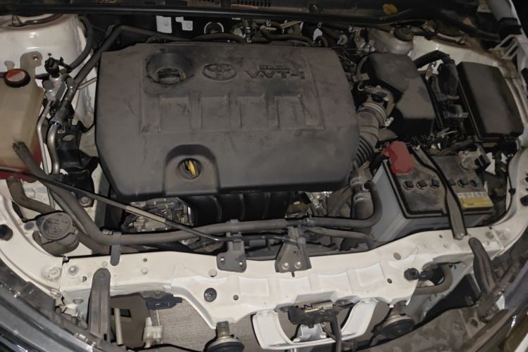 Used Toyota Corolla 2014 1.6L CVT GL-i Engine Bay