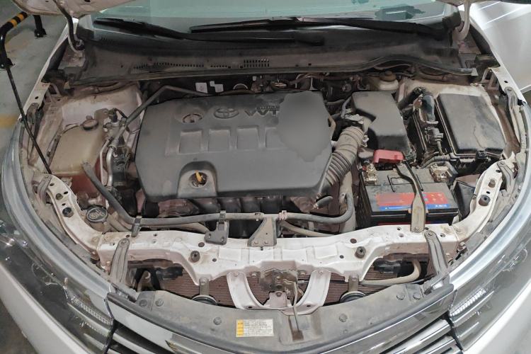 Used Toyota Corolla 2014 1.6L CVT GL-i Engine Bay