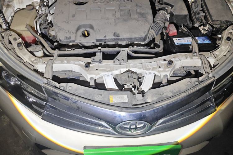 Used Toyota Corolla 2014 1.6L CVT GL-i Leather Edition Engine Bay