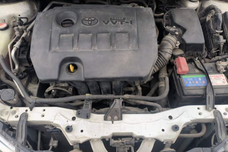 Used Toyota Corolla 2014 1.6L CVT GL Engine Bay