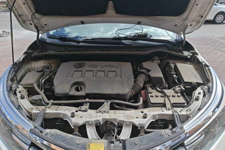 Used Toyota Corolla 2014 1.6L CVT GL-i Leather Edition Engine Bay