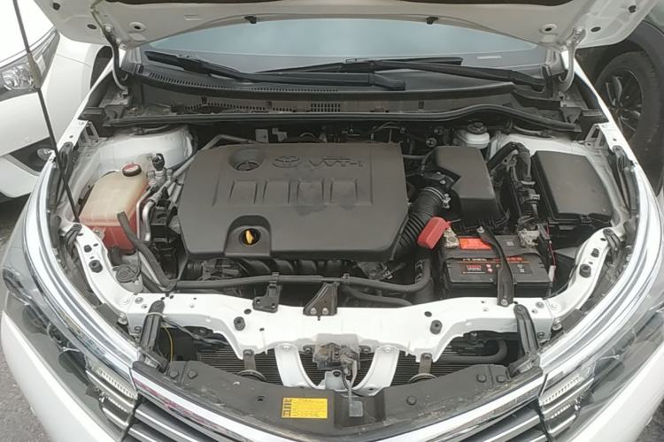 Used Toyota Corolla 2014 1.6L CVT GL-i Leather Edition Engine Bay