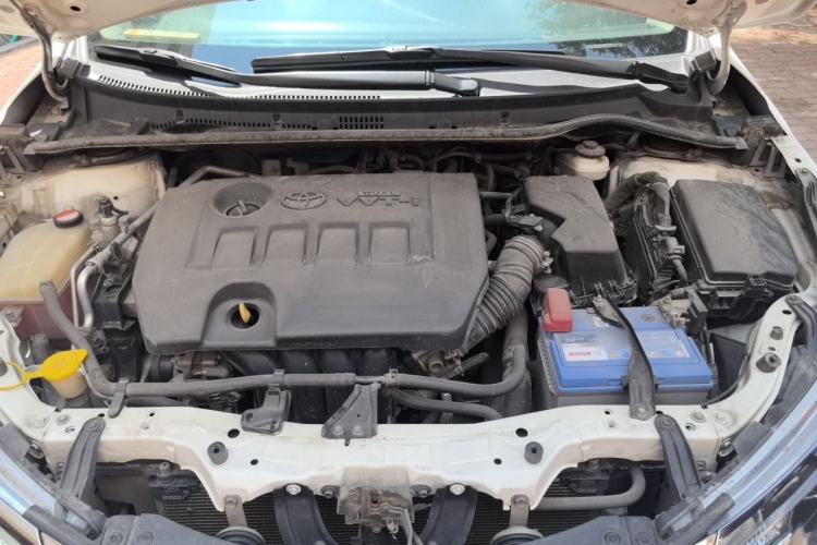 Used Toyota Corolla 2014 1.6L CVT GL-i Engine Bay