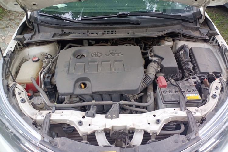 Used Toyota Corolla 2014 1.6L CVT GL-i Leather Edition Engine Bay