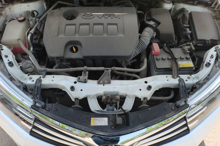 Used Toyota Corolla 2014 1.6L CVT GL-i Engine Bay