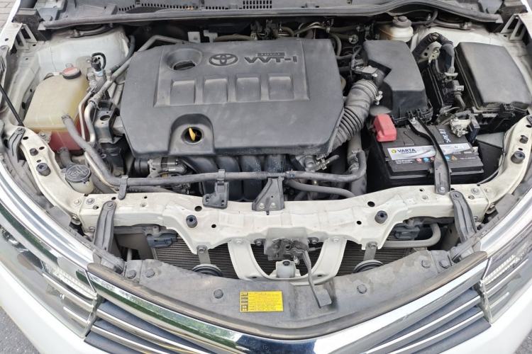 Used Toyota Corolla 2014 1.6L CVT GL Engine Bay