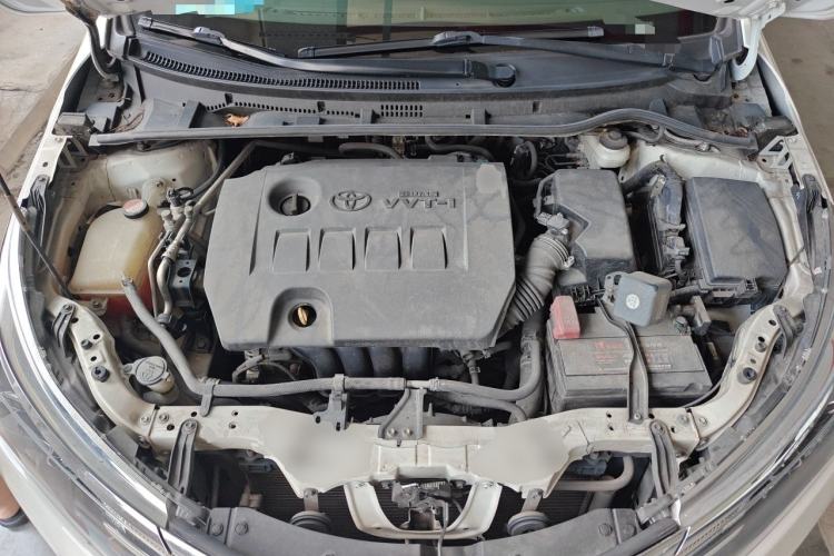 Used Toyota Corolla 2014 1.6L CVT GL-i Leather Edition Engine Bay