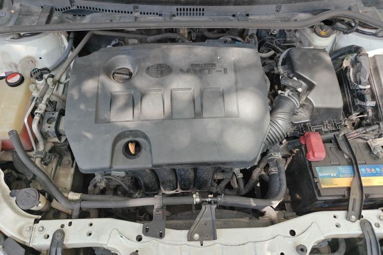 Used Toyota Corolla 2014 1.6L CVT GL Engine Bay