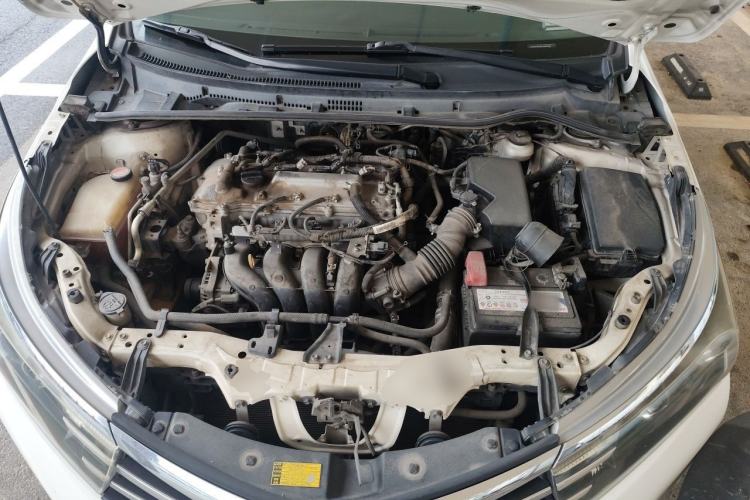 Used Toyota Corolla 2014 1.6L CVT GL-i Leather Edition Engine Bay