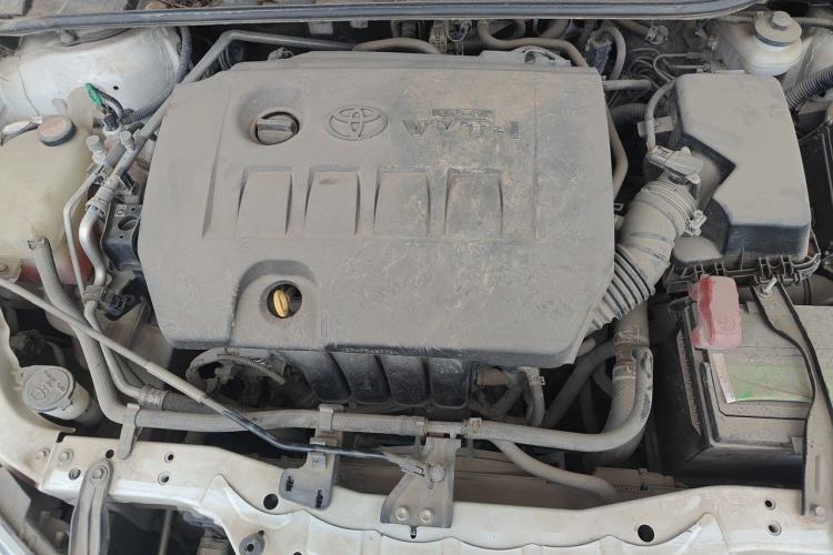 Used Toyota Corolla 2014 1.6L CVT GL-i Engine Bay