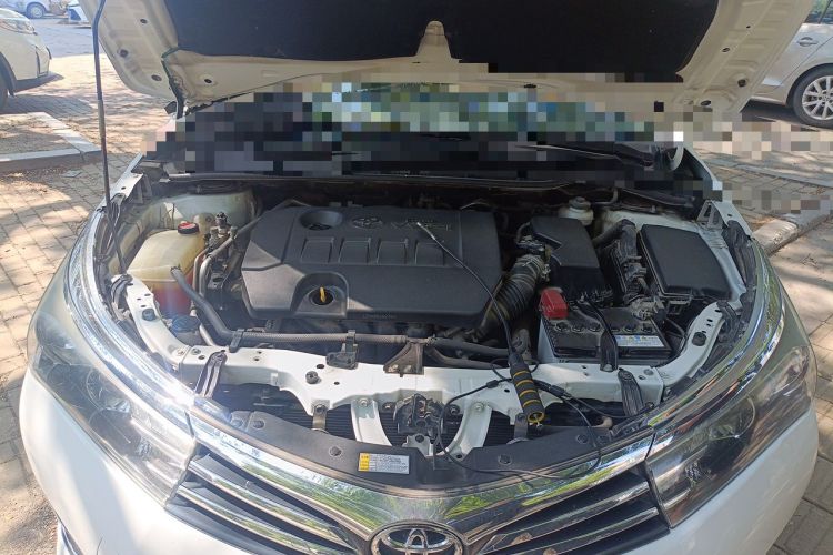 Used Toyota Corolla 2014 1.6L CVT GL Engine Bay