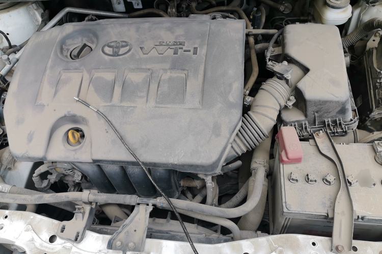 Used Toyota Corolla 2014 1.6L CVT GL-i Engine Bay