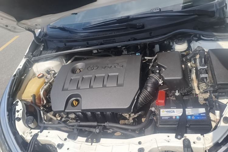 Used Toyota Corolla 2014 1.6L Manual GL Engine Bay