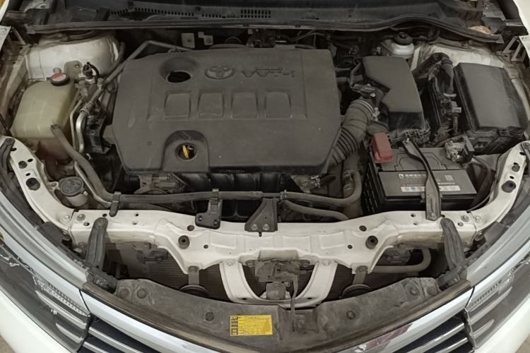Used Toyota Corolla 2014 1.6L CVT GL Engine Bay