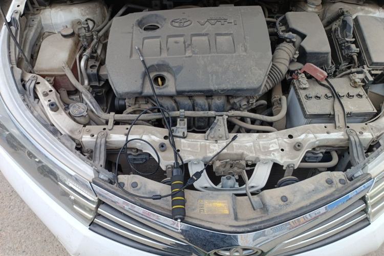 Used Toyota Corolla 2014 1.6L CVT GL Engine Bay