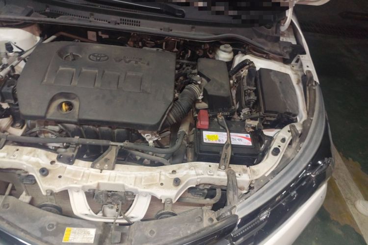 Used Toyota Corolla 2014 1.6L CVT GL-i Engine Bay Left