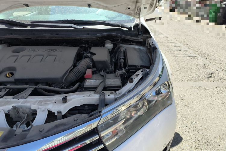 Used Toyota Corolla 2014 1.6L CVT GL-i Engine Bay Left