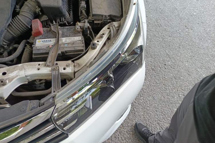Used Toyota Corolla 2014 1.6L CVT GL-i Leather Edition Engine Bay Left