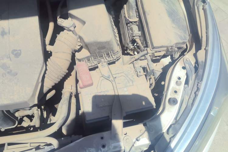 Used Toyota Corolla 2014 1.6L CVT GL-i Engine Bay Left