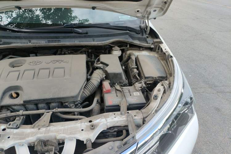 Used Toyota Corolla 2014 1.6L CVT GL-i Leather Edition Engine Bay Left