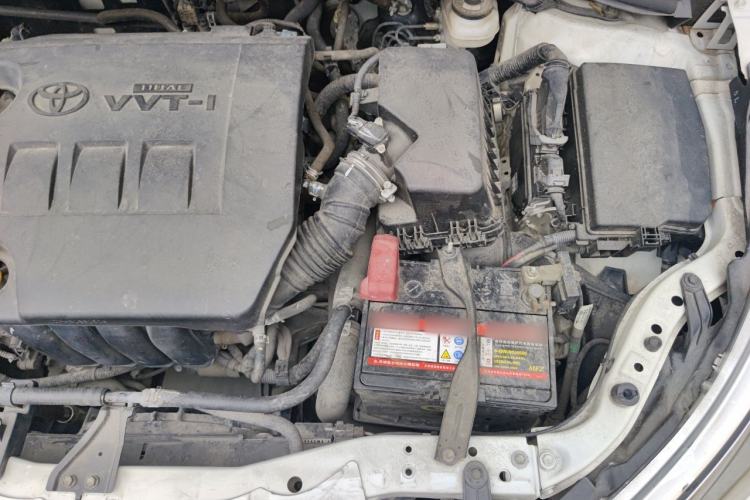 Used Toyota Corolla 2014 1.6L CVT GL Engine Bay Left