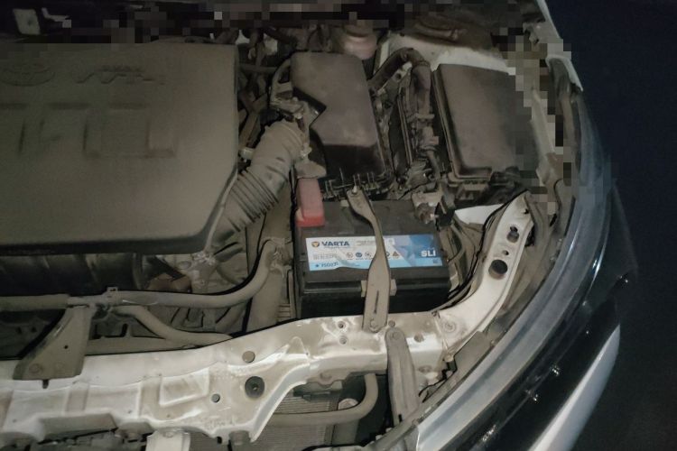Used Toyota Corolla 2014 1.6L CVT GL Engine Bay Left
