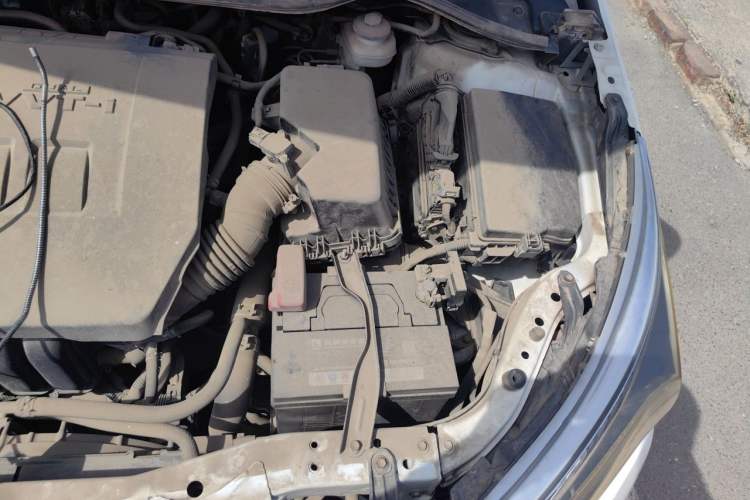 Used Toyota Corolla 2014 1.6L CVT GL Engine Bay Left