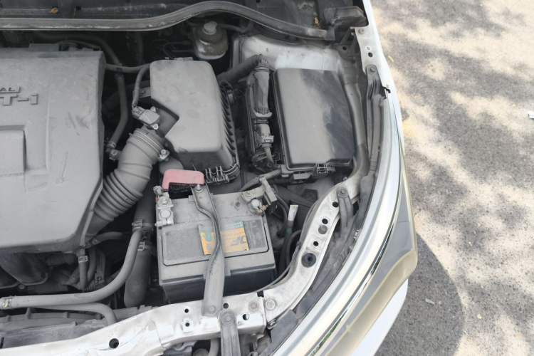 Used Toyota Corolla 2014 1.6L CVT GL Engine Bay Left