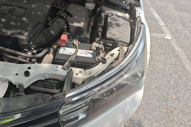 Used Toyota Corolla 2014 1.6L CVT GL Engine Bay Left