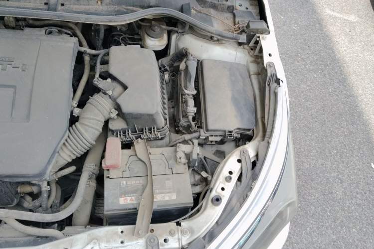 Used Toyota Corolla 2014 1.6L CVT GL-i Leather Edition Engine Bay Left
