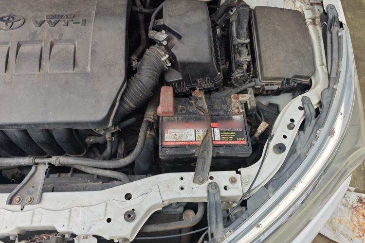 Used Toyota Corolla 2014 1.6L CVT GL Engine Bay Left