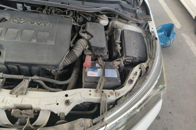 Used Toyota Corolla 2014 1.6L CVT GL-i Leather Edition Engine Bay Left