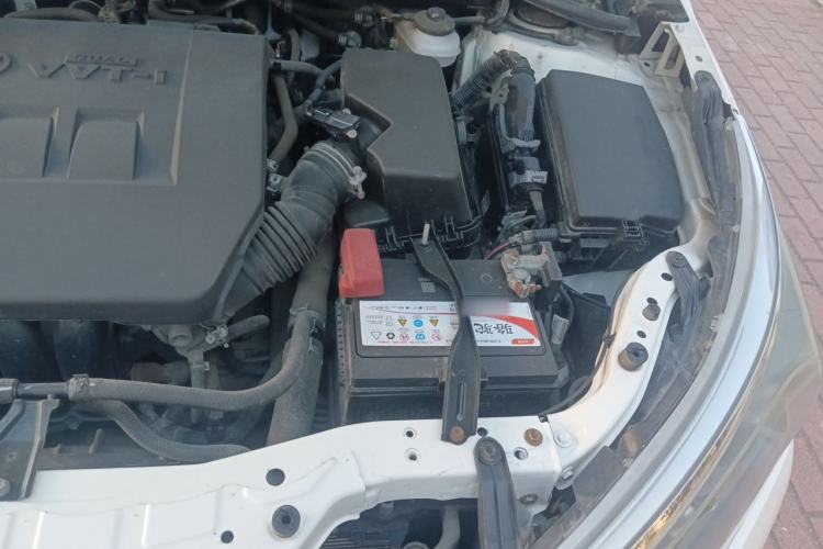 Used Toyota Corolla 2014 1.6L CVT GL Engine Bay Left