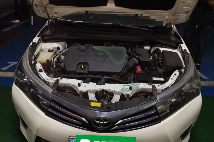 Used Toyota Corolla 2014 1.6L CVT GL-i Engine Bay