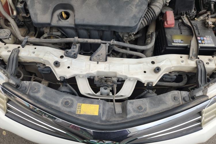 Used Toyota Corolla 2014 1.6L CVT GL Engine Bay