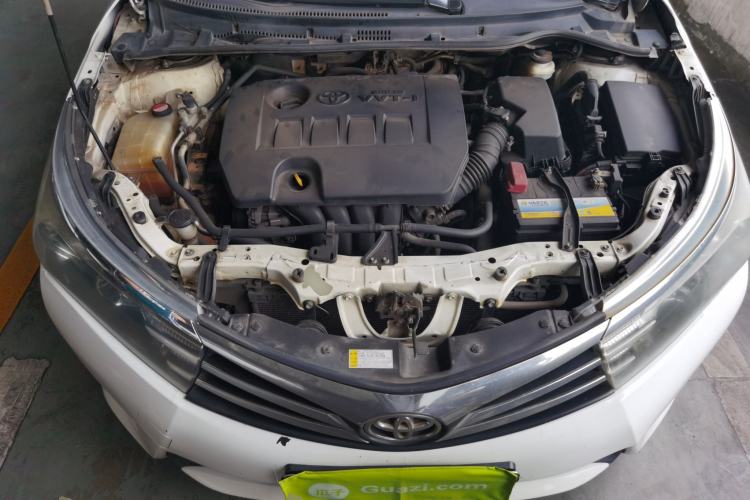 Used Toyota Corolla 2014 1.6L CVT GL Engine Bay