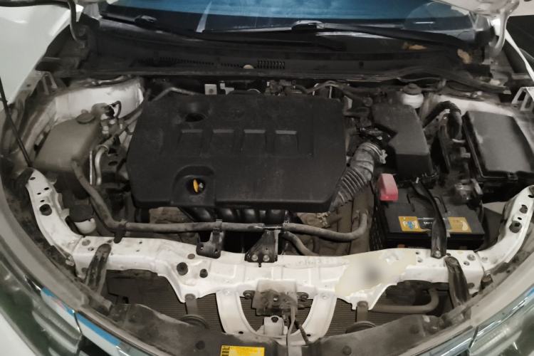 Used Toyota Corolla 2014 1.6L CVT GL-i Engine Bay