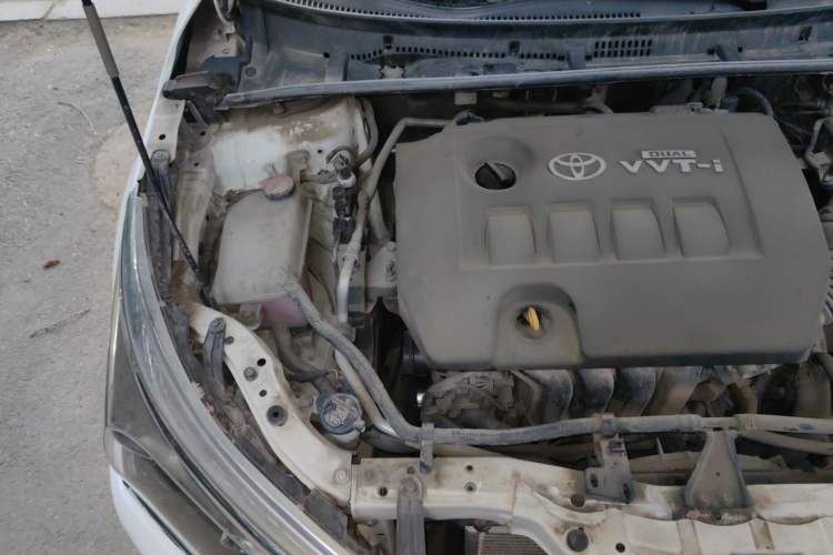 Used Toyota Corolla 2014 1.6L Manual GL Engine Bay Right