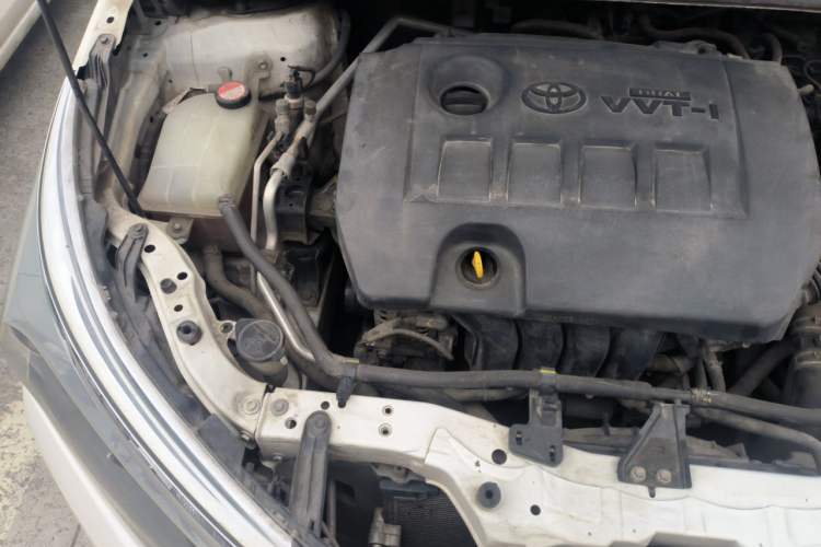 Used Toyota Corolla 2014 1.6L CVT GL Engine Bay Right