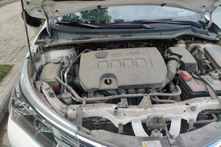 Used Toyota Corolla 2014 1.6L CVT GL-i Leather Edition Engine Bay Right