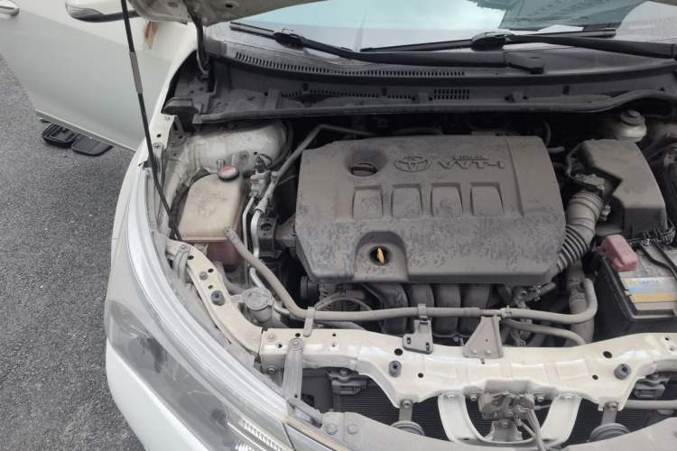 Used Toyota Corolla 2014 1.6L CVT GL-i Leather Edition Engine Bay Right