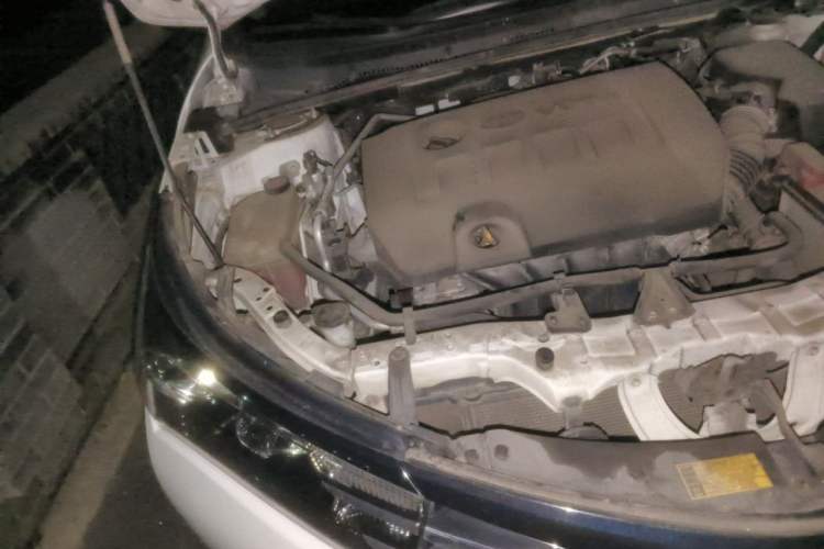 Used Toyota Corolla 2014 1.6L CVT GL-i Leather Edition Engine Bay Right