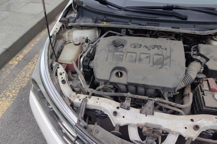 Used Toyota Corolla 2014 1.6L CVT GL Engine Bay Right